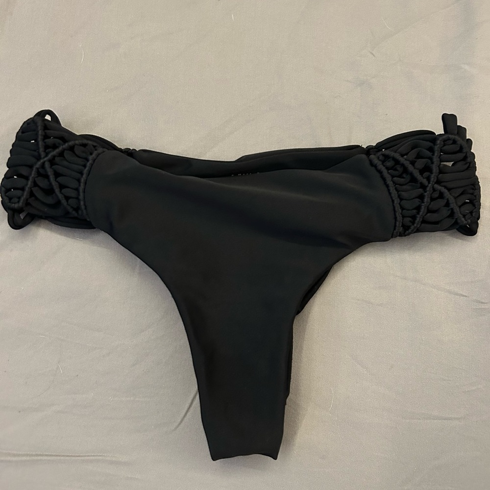 mikoh bottoms